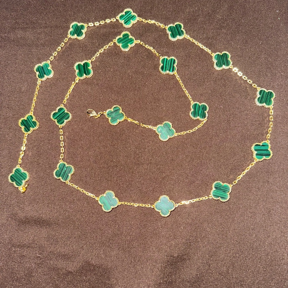 Green Clover Station Necklace - Gold Chain